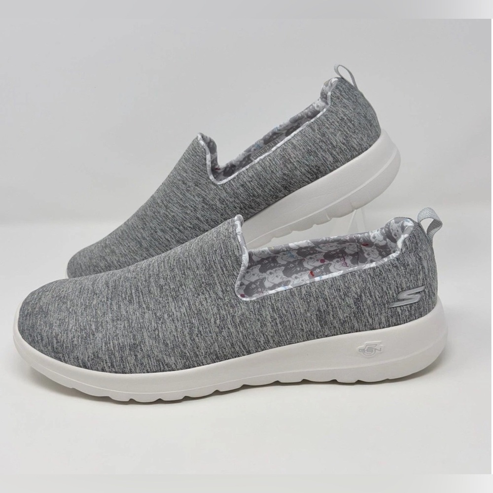Skechers Women's 13 Wide Gray Yorkie Dog Slip-Ons 124715W STORE MODEL